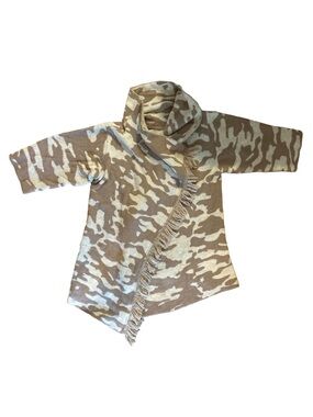 Fringe Knit Cardigan in Beige & White